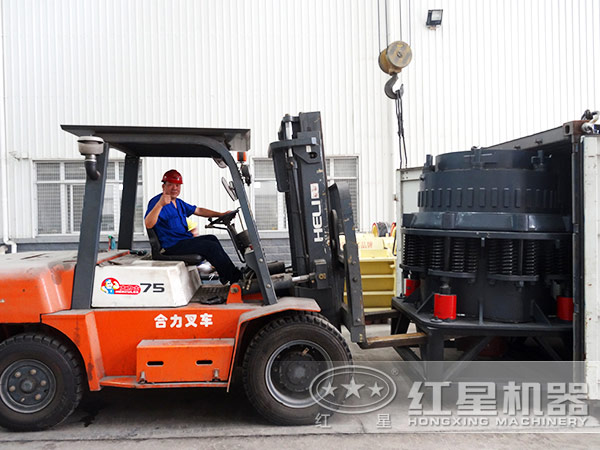 ����ʯԲ׶�������ֳ�