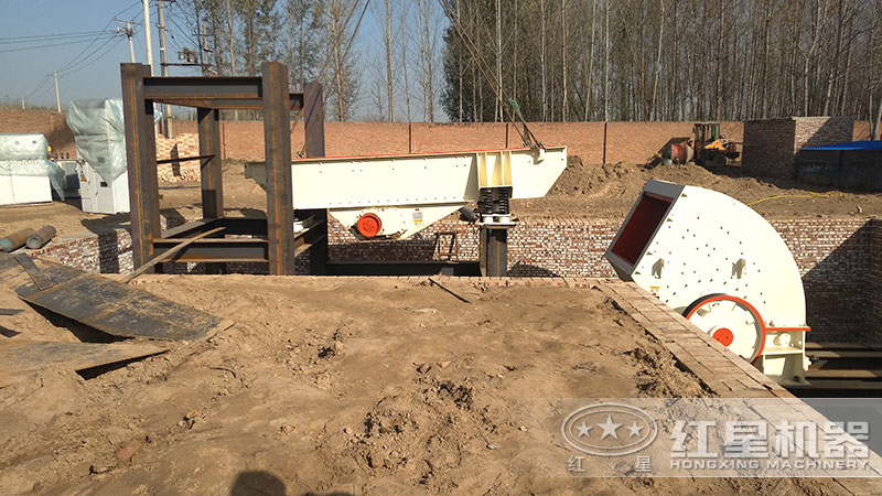 锤式破碎机客户安装现场 锤式破碎机客户安装现场