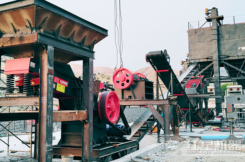 颚式破碎机客户现场实拍图 颚式破碎机客户现场实拍图