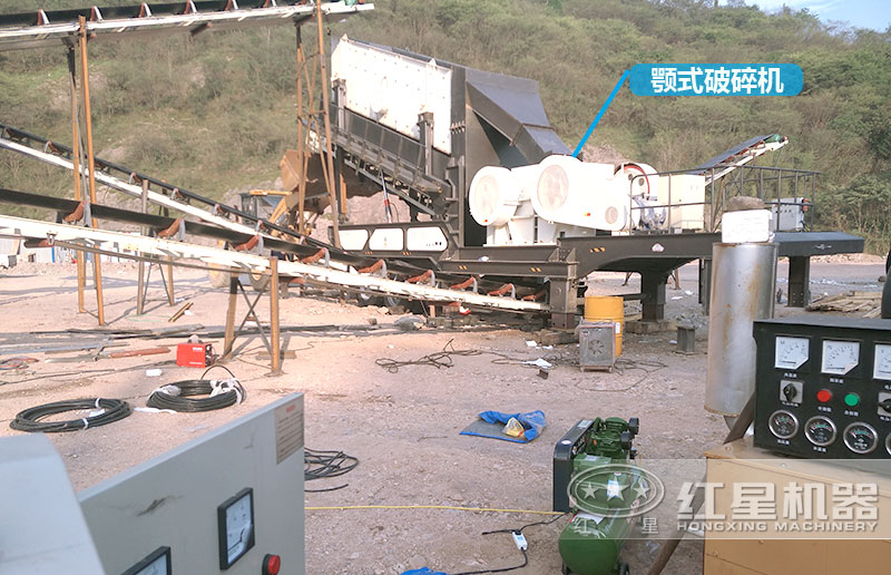69鄂破搭载移动破碎站 69鄂破搭载移动破碎站