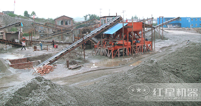 这套小型制砂机配置多台对辊破,费用50万左右 这套小型制砂机配置多台对辊破,费用50万左右