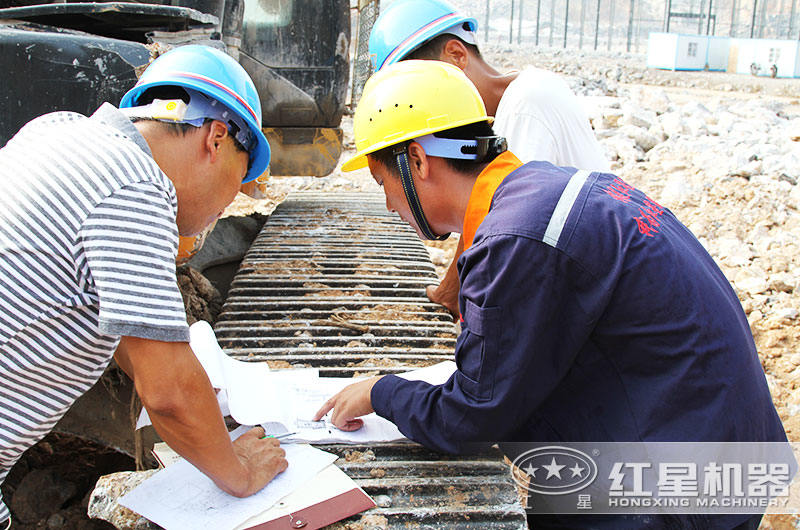 杏耀平台登录入口机器技术人员现场为客户量身设计方案 杏耀平台登录入口机器技术人员现场为客户量身设计方案