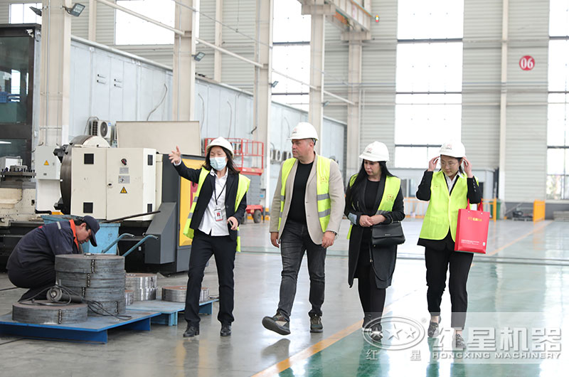客户来厂考察设备 客户来厂考察设备