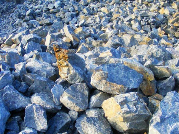 ������ʯͷ