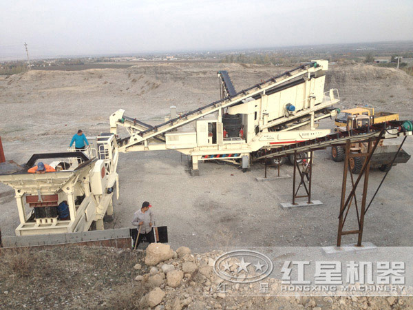 �ƶ�����վ�����ֳ�ʵ��