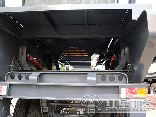 �����ƶ���ɳ���ڲ�ϸ��