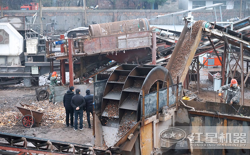 ����������ʯ�ӹ��ֳ�ææµµ