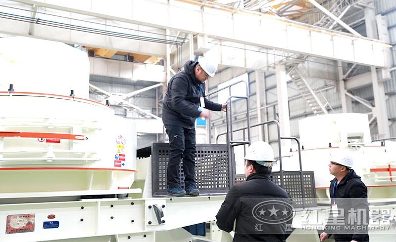 �ͻ�����ʵ�زιۿ����豸