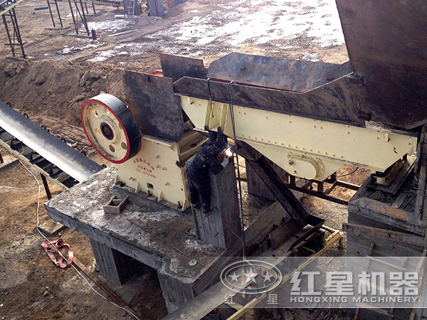 �ʽ�����